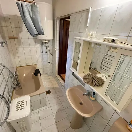 Fuegefa * Balatonmáriafürdő